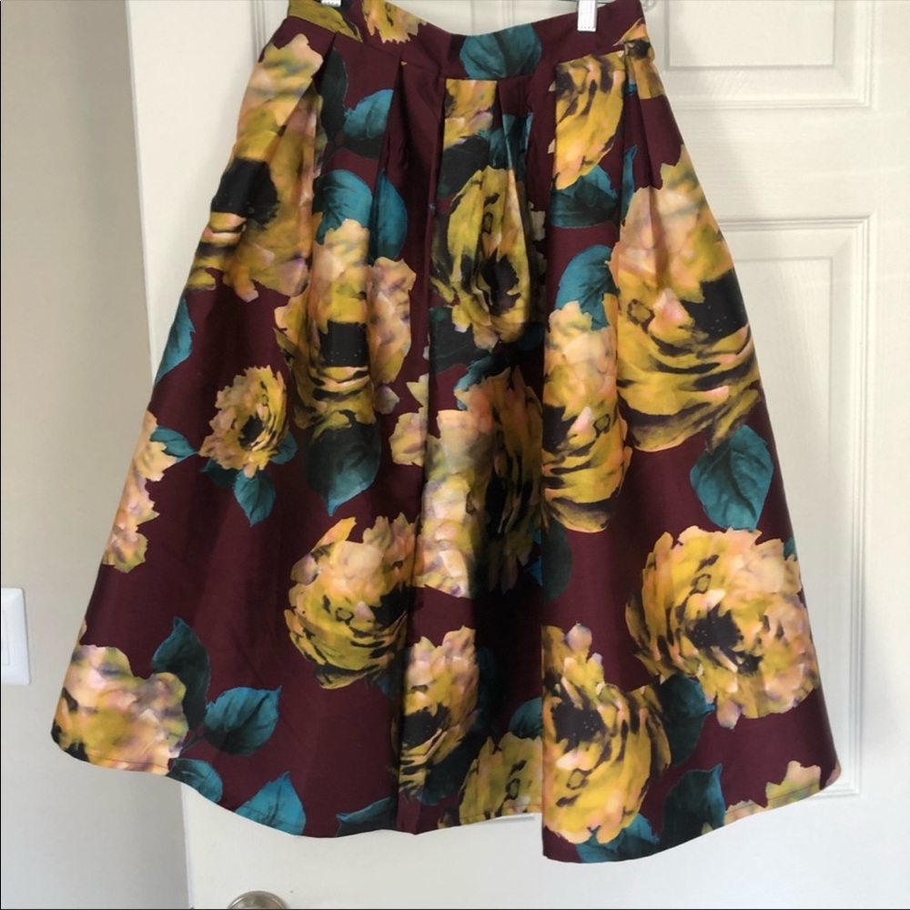 NWT ChicWish Pleated floral midi skirt